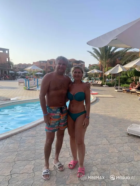 Couple Joyfully Jumps into Resort Pool – AI Generated Video | Hailuo AI