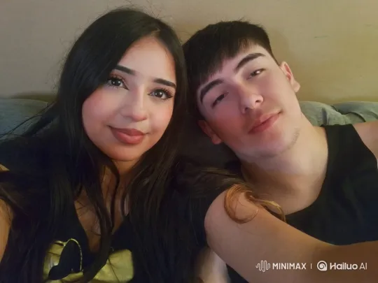 Candid Family Moment Captured on Grainy Video – AI Generated Video | Hailuo AI