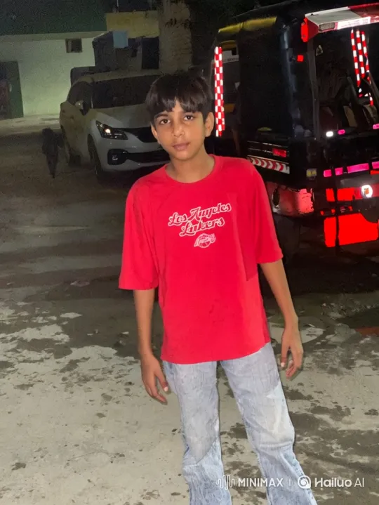 Young Man Meets Figure Resembling PM Modi in Night Scene – AI Generated Video | Hailuo AI