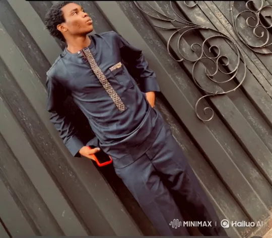 Stylish Man Prepares for Autonomous Drive in Futuristic City – AI Generated Video | Hailuo AI