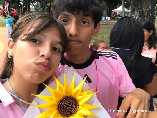 Cozy Home Video Captures Candid Family Happiness – AI Generated Video | Hailuo AI