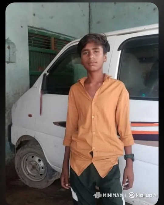 Young Man in Casual Outfit Stands Calmly看向摄像机 – AI Generated Video | Hailuo AI