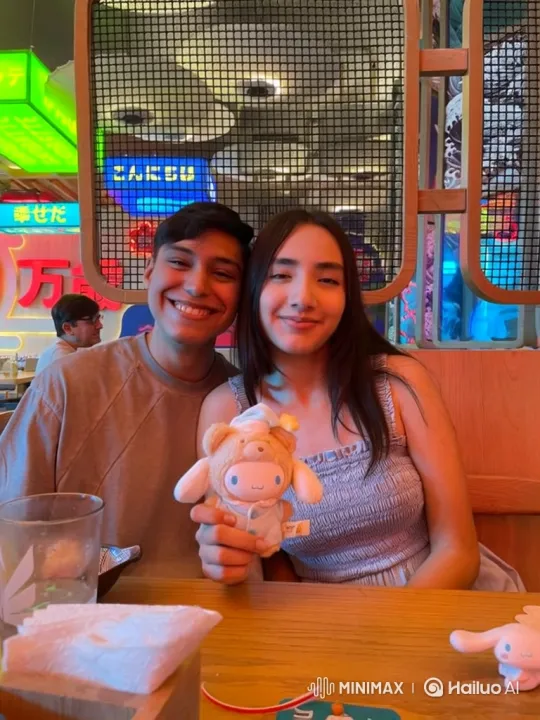Young Family's Joyful Reunion in Warm Restaurant Setting – AI Generated Video | Hailuo AI