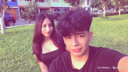 Warm Family Moment Captured on Video – AI Generated Video | Hailuo AI