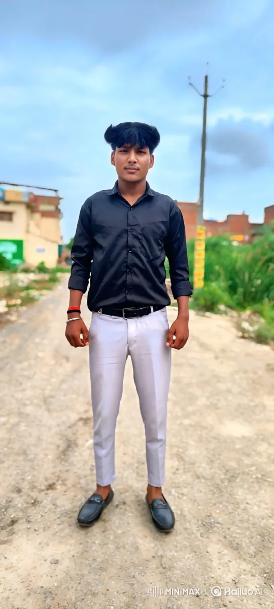 Young Man Drives Away in Rolls-Royce on Dirt Road – AI Generated Video | Hailuo AI