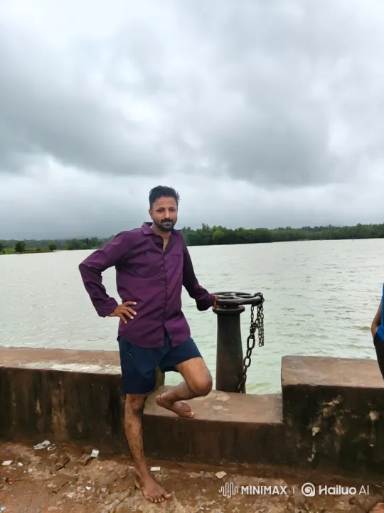 Man Resembling Modi Gently Shakes Hands with Man on Pier – AI Generated Video | Hailuo AI