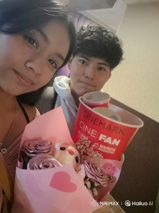 Family Bonding Captured on Grainy Home Video – AI Generated Video | Hailuo AI