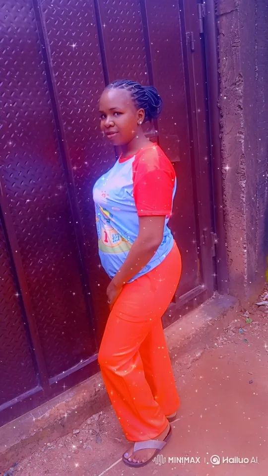 Woman in Colorful Outfit Flees, Collides with Car in Purple Light – AI Generated Video | Hailuo AI