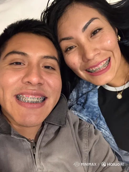 Family Embraces Joy in Candid Living Room Moment – AI Generated Video | Hailuo AI