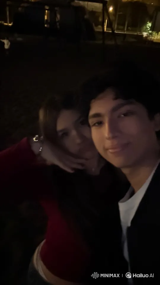 Family Enjoying Quality Time in Cozy Home Setting – AI Generated Video | Hailuo AI