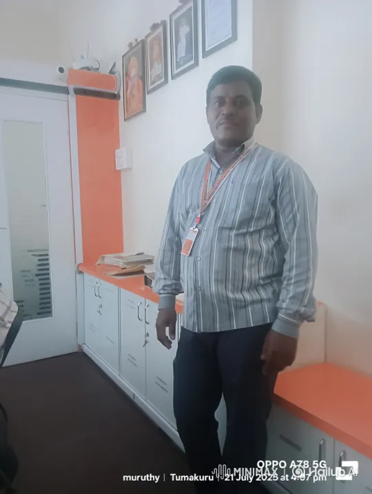 Formal Handshake Exchange Between Two Men – AI Generated Video | Hailuo AI