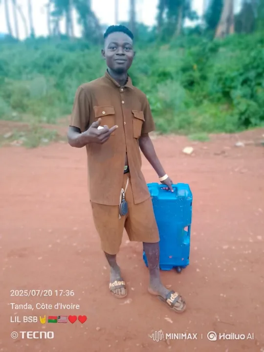 Young Man Gets Into Luxury Car on Dirt Road – AI Generated Video | Hailuo AI