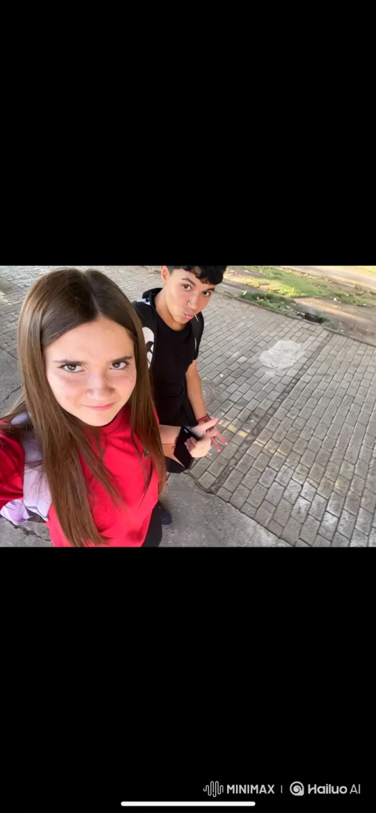 Family Embrace Captured in Grainy, Warm Home Video – AI Generated Video | Hailuo AI