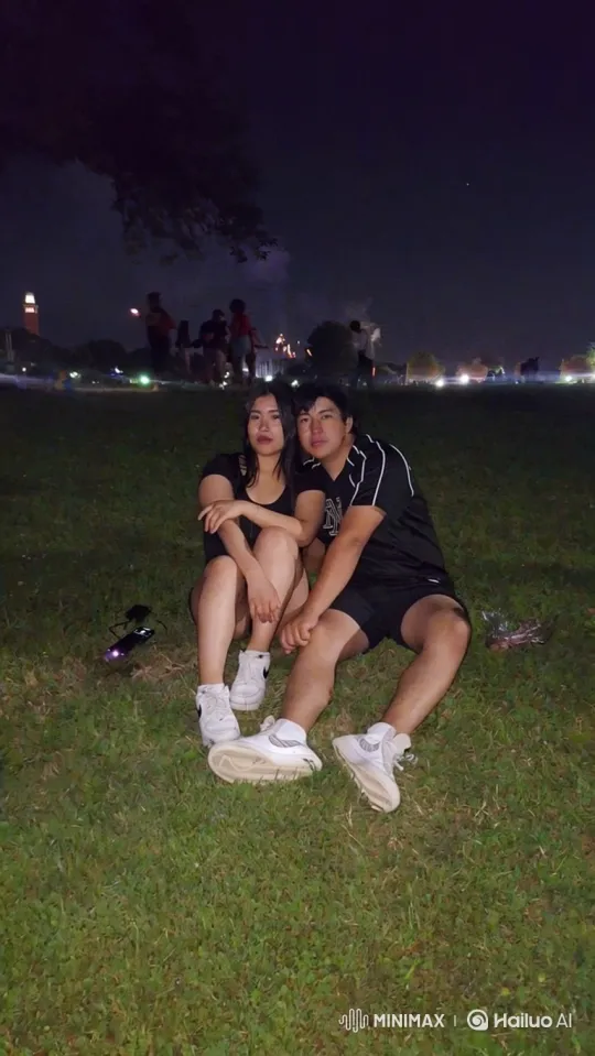 Family Moment Captured on a Phone at Night – AI Generated Video | Hailuo AI