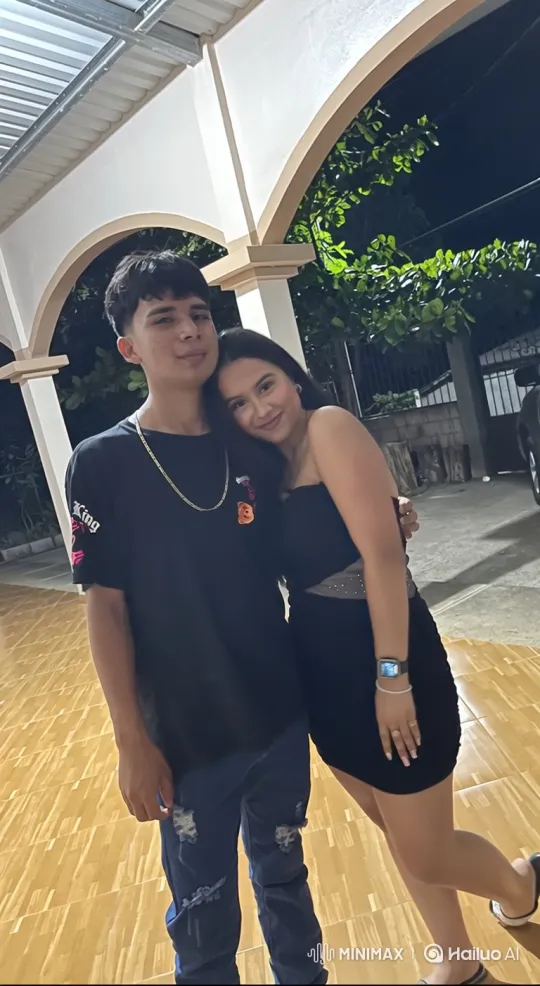 Family Joy Captured in Candid Home Video – AI Generated Video | Hailuo AI