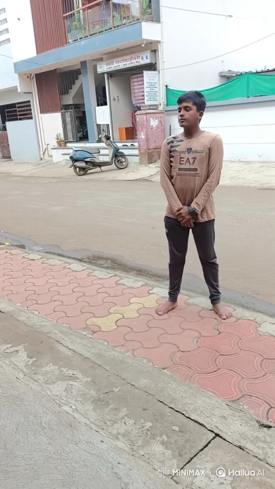 Narendra Modi Greets Young Boy on Sidewalk – AI Generated Video | Hailuo AI