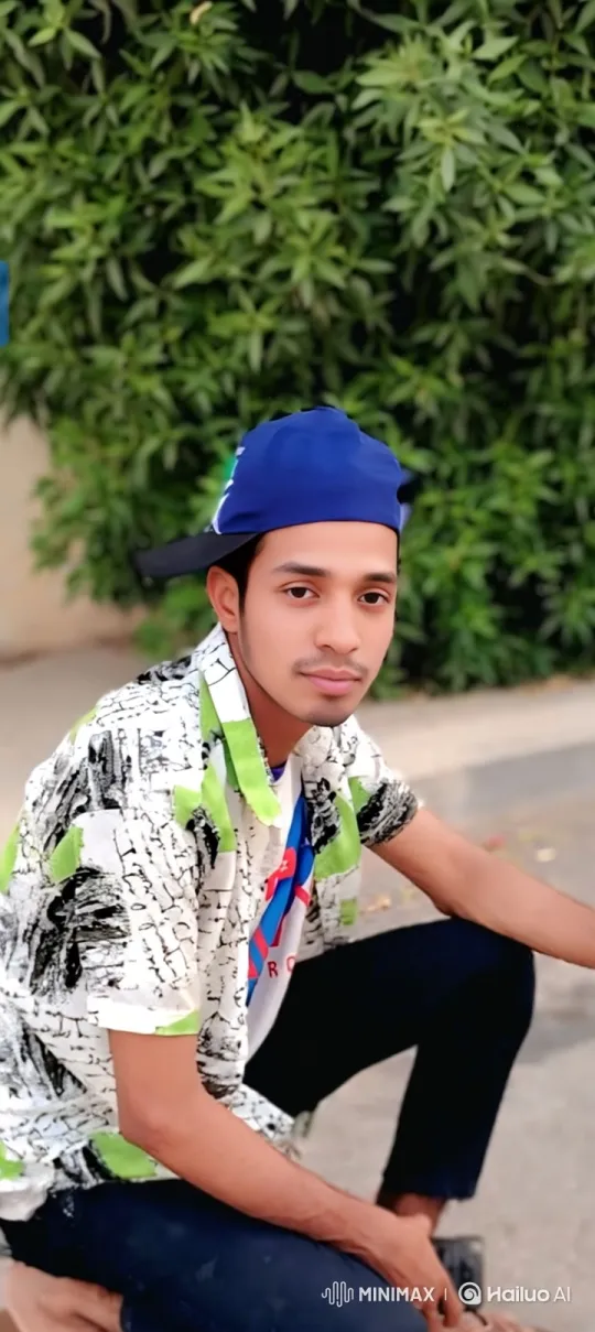 Young Man in Nature: Smooth Tracking Shot – AI Generated Video | Hailuo AI