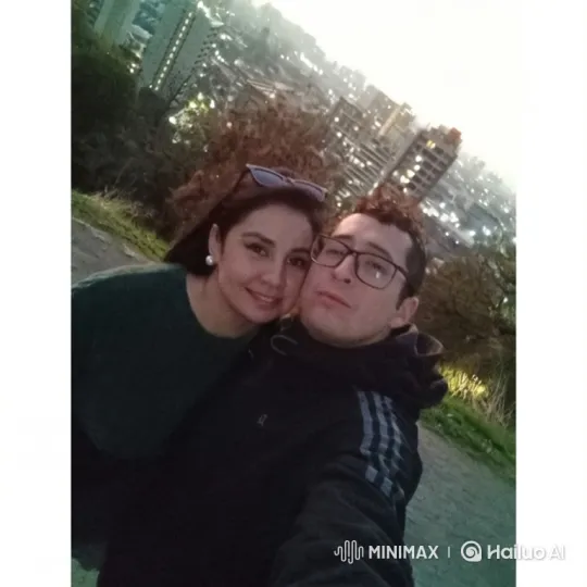 Family Moments Captured on Grainy Smartphone Video – AI Generated Video | Hailuo AI