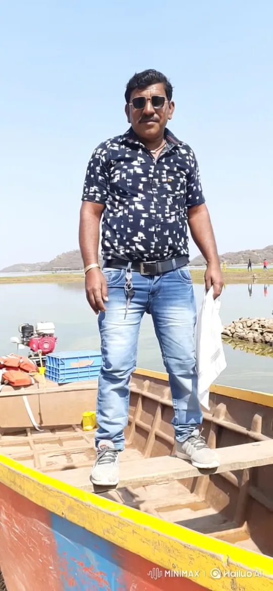 Meeting Between Man and Narendra Modi on Lake Shore – AI Generated Video | Hailuo AI