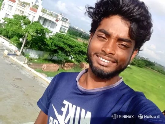 Young Couple's Romantic Rooftop Embrace – AI Generated Video | Hailuo AI