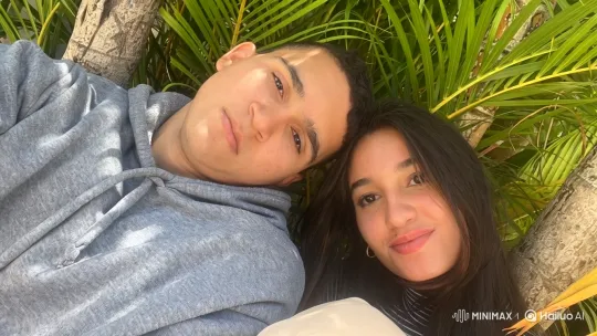 Family Joy Captured in Candid Home Video – AI Generated Video | Hailuo AI