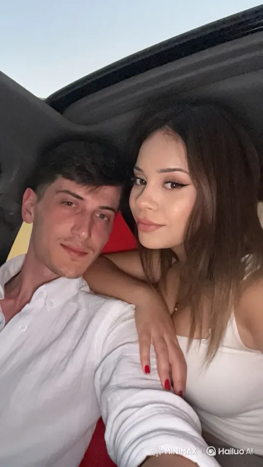Family Embrace Captured on a Summer Night – AI Generated Video | Hailuo AI