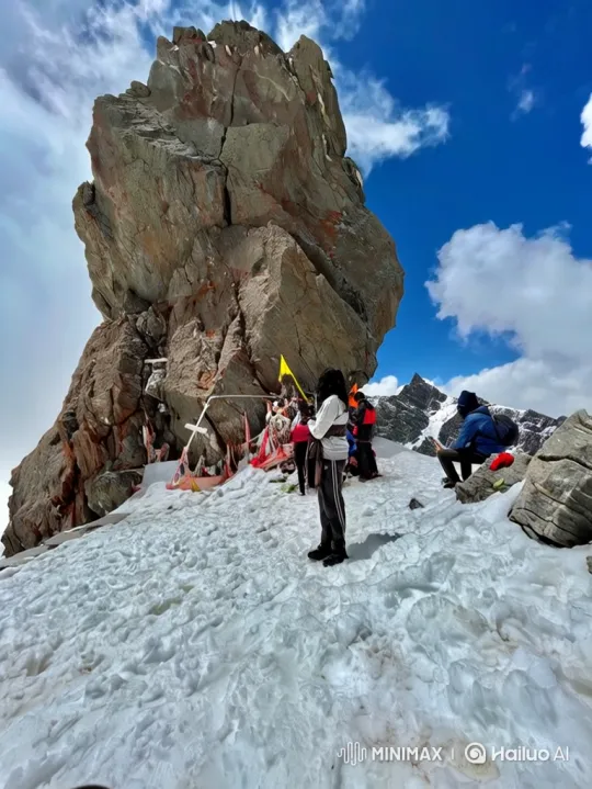 Earth from Space: From Mountain Peak to Cosmic Perspective – AI Generated Video | Hailuo AI