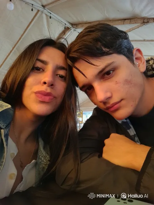 Young Couple Sharing an Intimate Selfie Moment – AI Generated Video | Hailuo AI