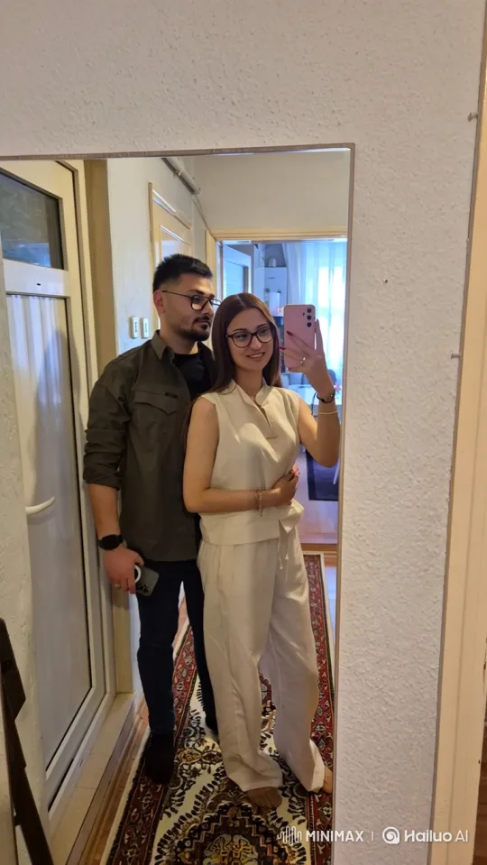 Family Moment: Young Couple and Daughter's Joyful Embrace – AI Generated Video | Hailuo AI