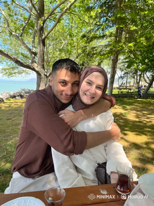 Family Embrace Captured on Summer Evening – AI Generated Video | Hailuo AI