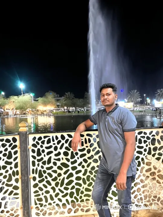 Young Couple Shares a Serene Moment in an Urban Park – AI Generated Video | Hailuo AI