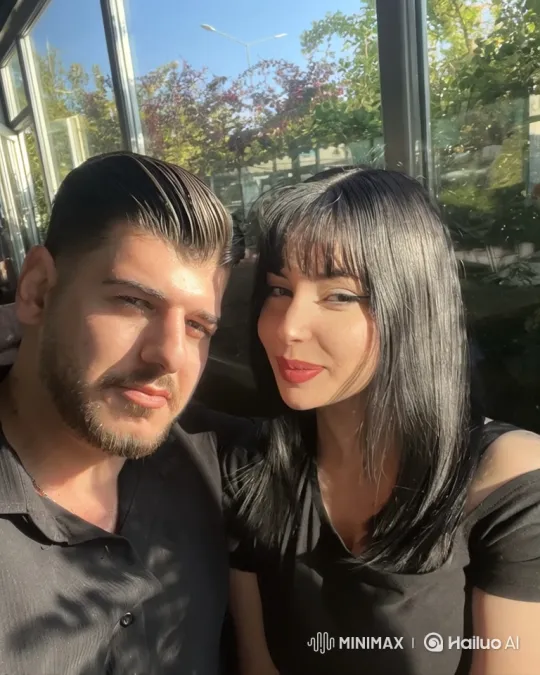Family Embrace Captured in Intimate Vertical Video – AI Generated Video | Hailuo AI