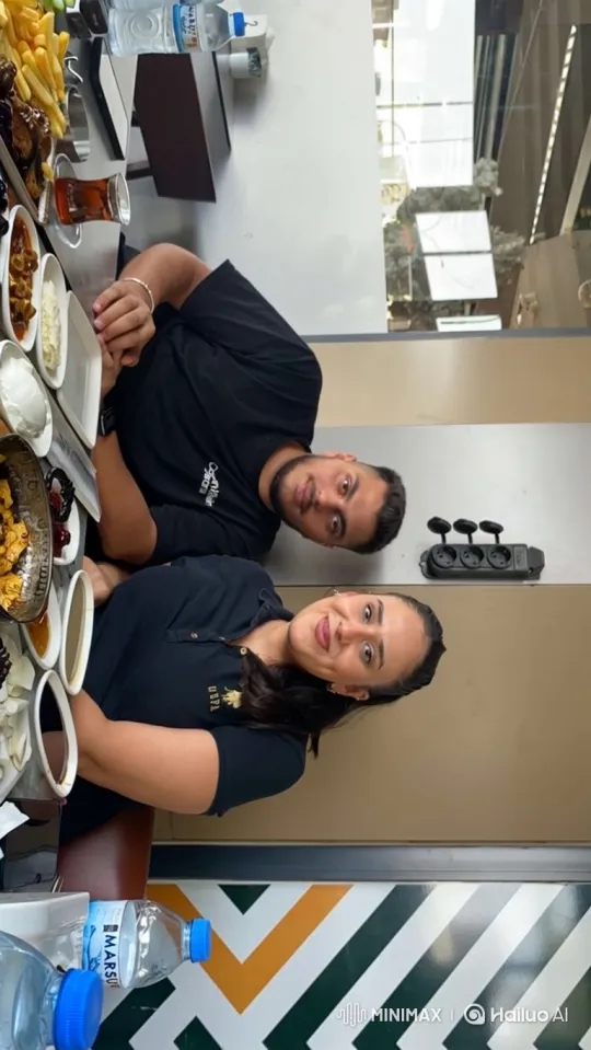Family Embrace Captures Summer Evening Joy – AI Generated Video | Hailuo AI
