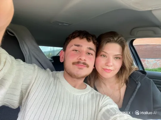 Young Family's Intimate Summer Evening Moment – AI Generated Video | Hailuo AI