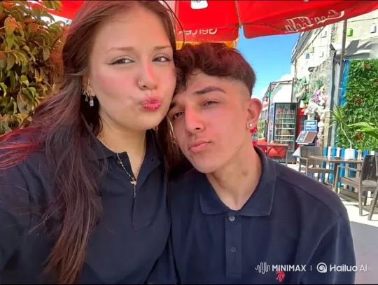 Family Embrace Captures Pure Happiness – AI Generated Video | Hailuo AI