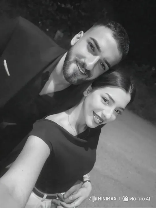 Young Family's Joyful Summer Night Embrace – AI Generated Video | Hailuo AI