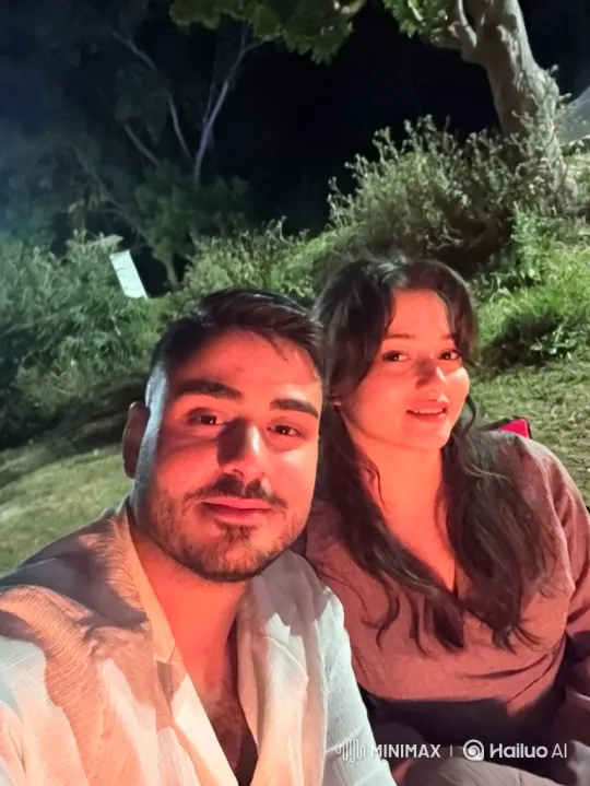 Young Family's Joyful Summer Night Embrace – AI Generated Video | Hailuo AI