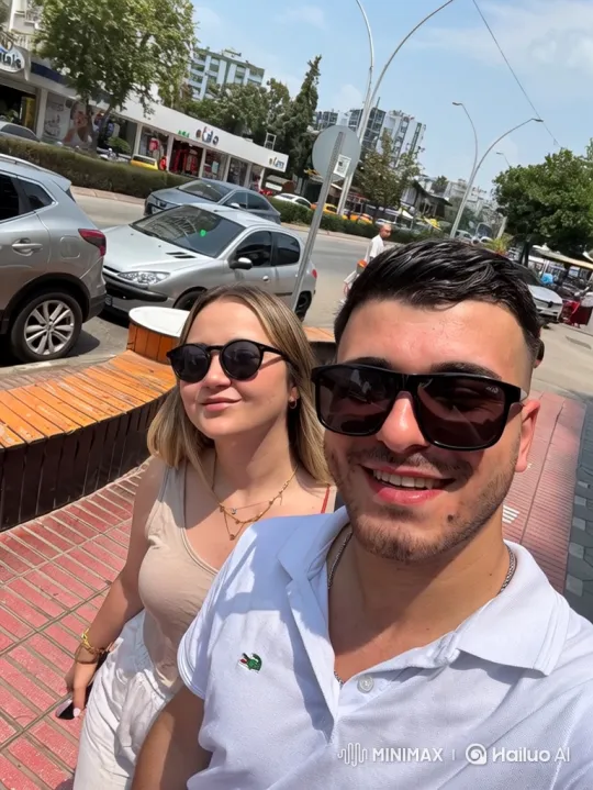Family Embrace in Sunlit Park Scene – AI Generated Video | Hailuo AI