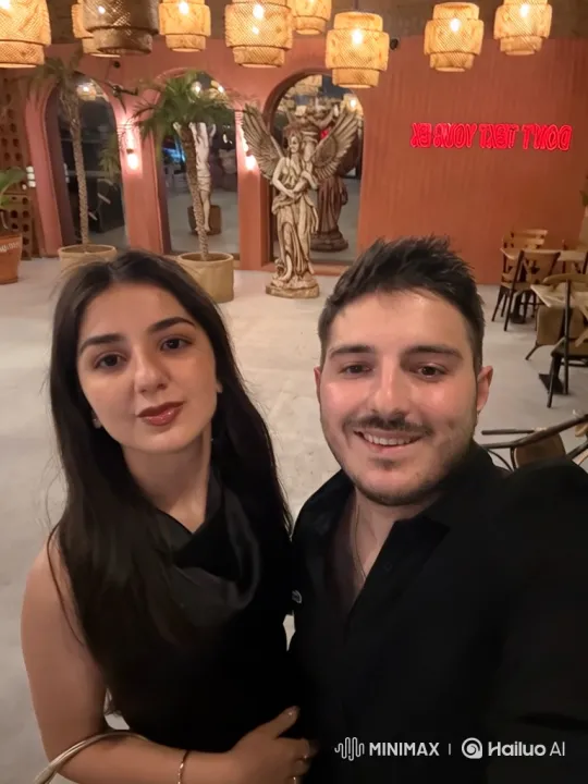 Young Family's Joyful Summer Evening Embrace – AI Generated Video | Hailuo AI
