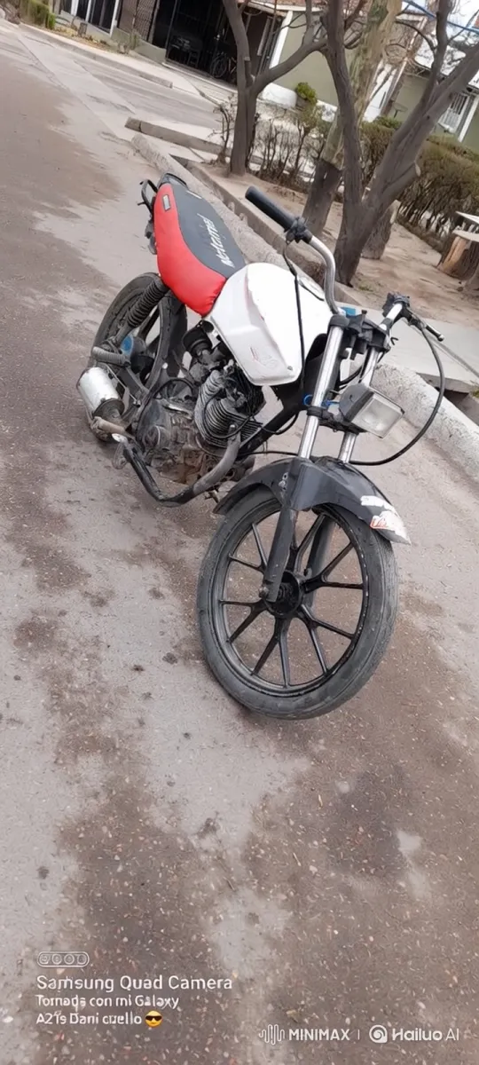 Custom Motorcycle Showcased in Tranquil Suburban Setting – AI Generated Video | Hailuo AI