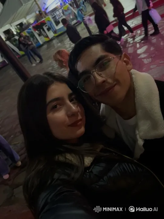 Family Embrace Captured on Nightly Video – AI Generated Video | Hailuo AI
