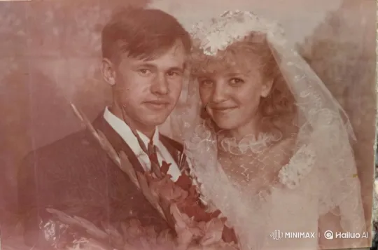Vintage Wedding Photo Comes Alive with Subtle Motion – AI Generated Video | Hailuo AI