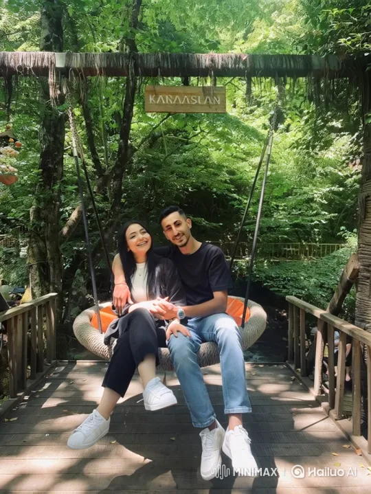 Family Embrace Captured in Realistic Vertical Video – AI Generated Video | Hailuo AI
