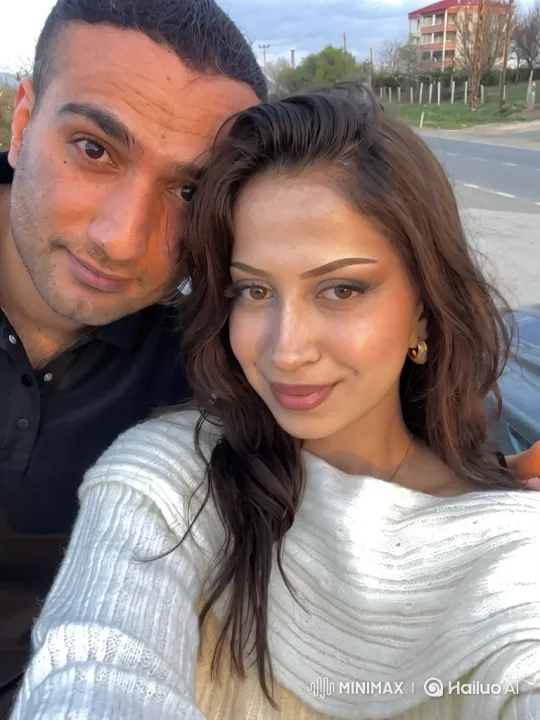 Family Embrace Captured on Video – AI Generated Video | Hailuo AI