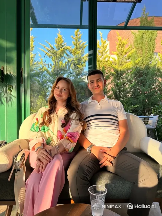 Intimate Family Moment Captured on Video – AI Generated Video | Hailuo AI