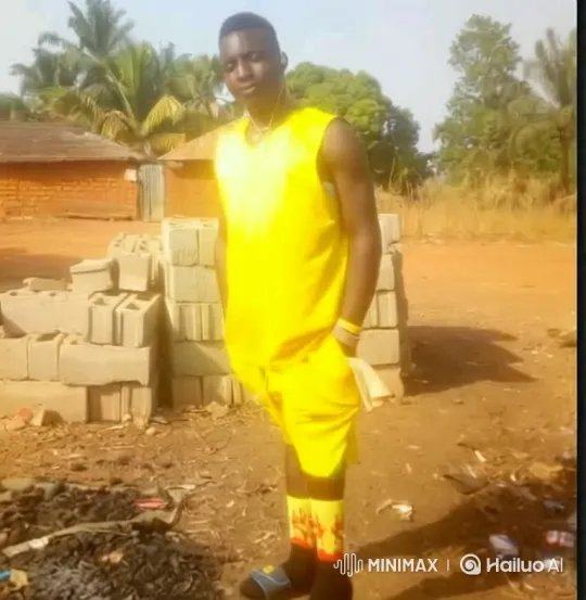 Young Man in Yellow Enters Luxury SUV in Rural Setting – AI Generated Video | Hailuo AI