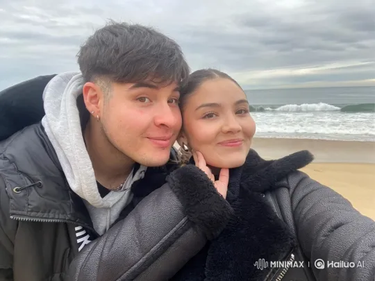 Young Family's Joyful Reunion on a Beach – AI Generated Video | Hailuo AI