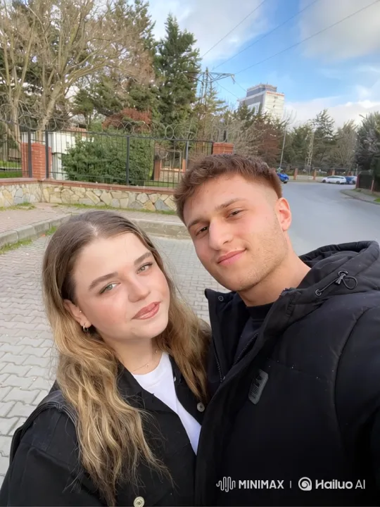 Family Reunion: A Couple Embraces Their Daughter – AI Generated Video | Hailuo AI