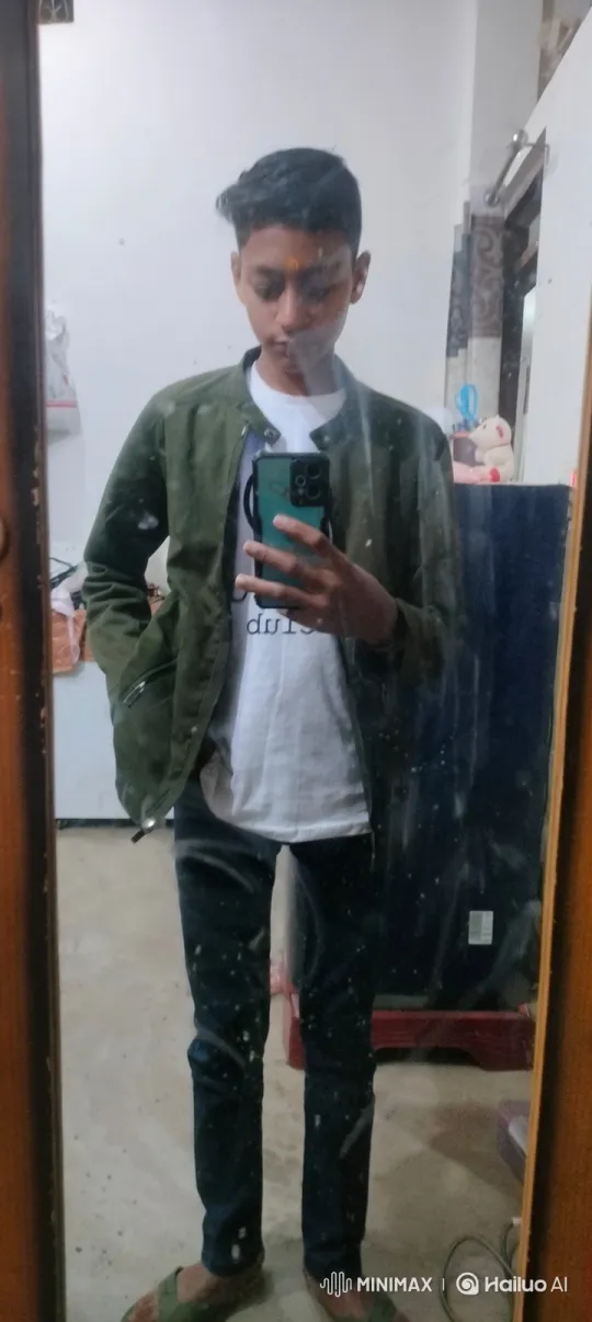 Young Man Taking Selfie in Mirror – AI Generated Video | Hailuo AI
