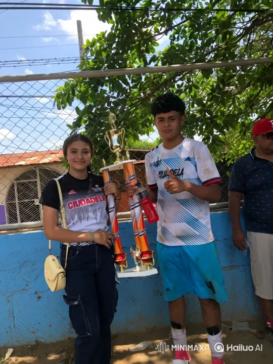 Young Couple Celebrates Victory with Family Embrace – AI Generated Video | Hailuo AI